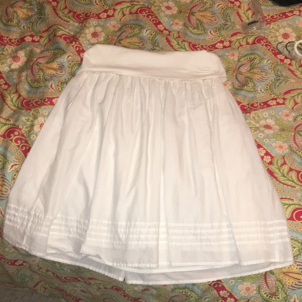 Gap skirt